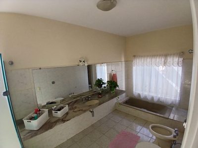 Casa, 5 quartos, 240 m² - Foto 5