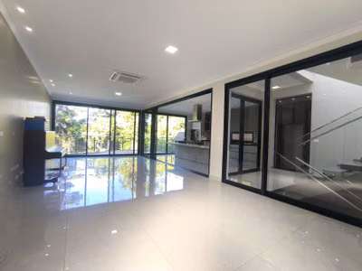 Casa, 4 quartos, 314 m² - Foto 1