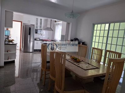 Sobrado, 3 quartos, 216 m² - Foto 5