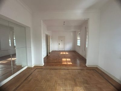Apartamento, 3 quartos, 120 m² - Foto 1