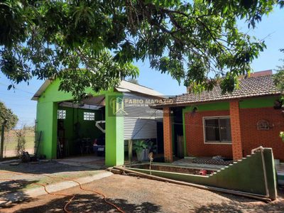 Sítio, 6 quartos, 2050 m² - Foto 1
