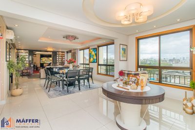 Apartamento, 3 quartos, 196 m² - Foto 1