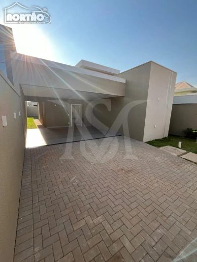 Casa, 4 quartos, 136 m² - Foto 1