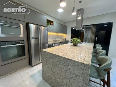 Casa, 4 quartos, 187 m² - Foto 4