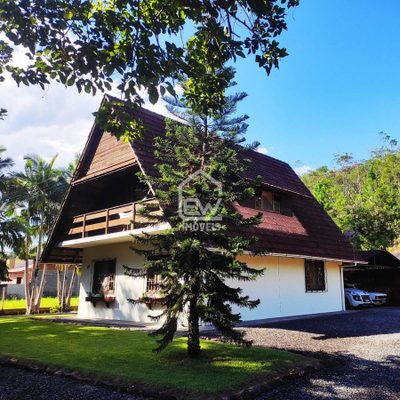 Chácara, 2 quartos, 2349 m² - Foto 1