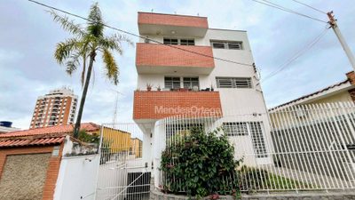 Apartamento, 3 quartos, 185 m² - Foto 1
