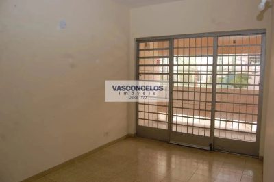 Casa, 3 quartos, 194 m² - Foto 2