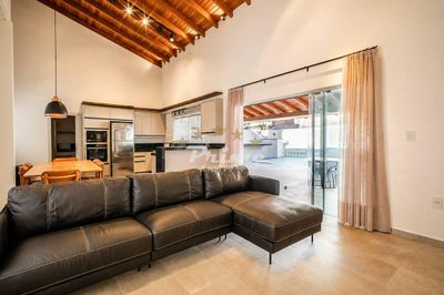 Casa, 3 quartos, 126 m² - Foto 2
