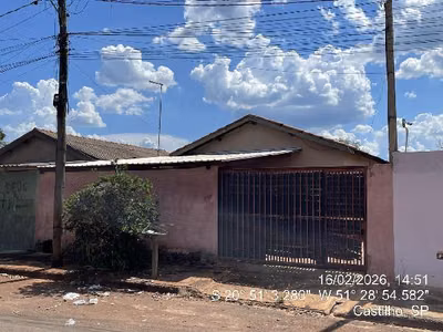 Casa, 2 quartos, 250 m² - Foto 1