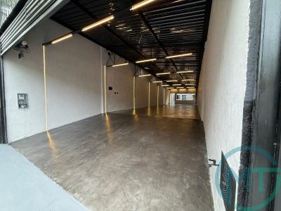 Depósito-Galpão, 182 m² - Foto 1