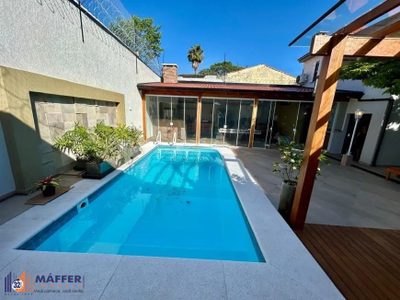 Casa, 8 quartos, 350 m² - Foto 1