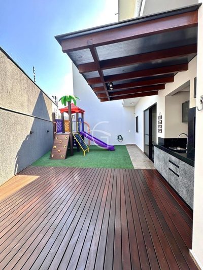 Casa, 3 quartos, 259 m² - Foto 3