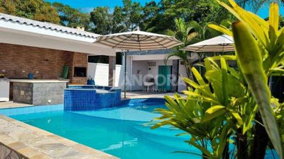Casa, 4 quartos, 174 m² - Foto 1