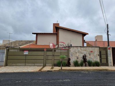 Casa, 4 quartos, 580 m² - Foto 1