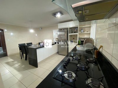 Casa, 4 quartos, 300 m² - Foto 1