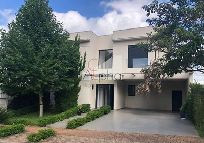 Sobrado, 4 quartos, 440 m² - Foto 1