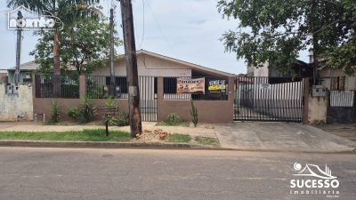 Casa, 4 quartos, 137 m² - Foto 1