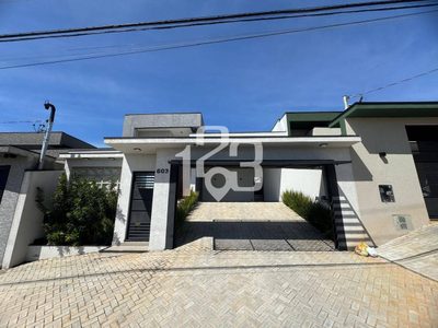 Casa, 3 quartos, 205 m² - Foto 2