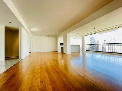 Apartamento, 3 quartos, 213 m² - Foto 1