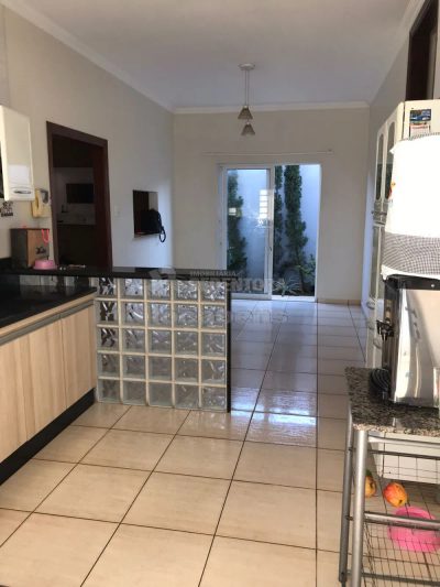 Casa, 3 quartos, 160 m² - Foto 1