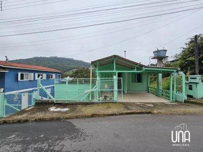 Casa, 6 quartos, 120 m² - Foto 1