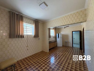 Casa, 3 quartos, 197 m² - Foto 4