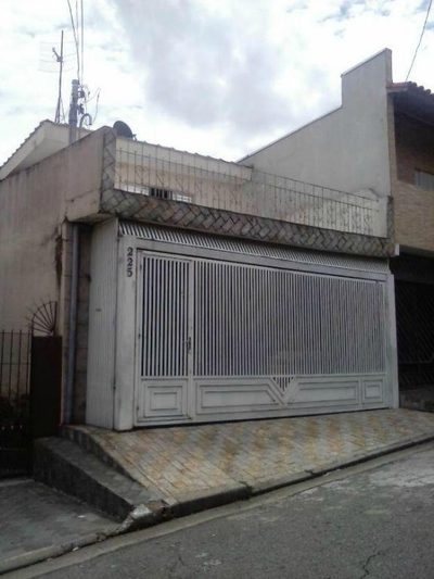 Sobrado, 3 quartos, 193 m² - Foto 1