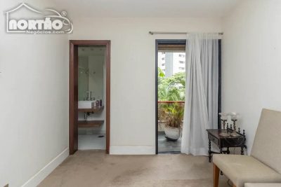 Casa, 4 quartos, 181 m² - Foto 2