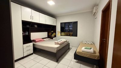 Casa, 4 quartos, 211 m² - Foto 4