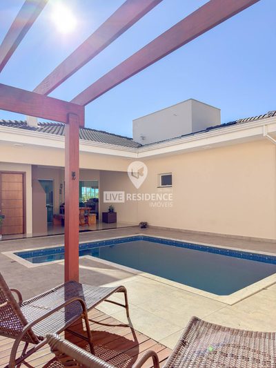 Casa, 3 quartos, 237 m² - Foto 3