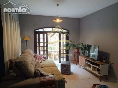 Casa, 4 quartos, 175 m² - Foto 2