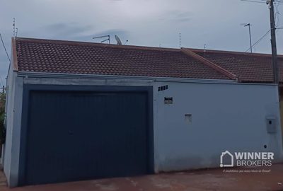 Casa, 2 quartos, 79 m² - Foto 1