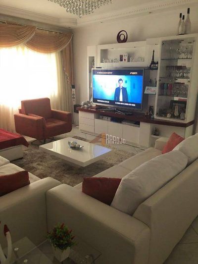 Sobrado, 3 quartos, 281 m² - Foto 1