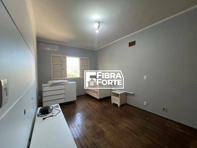 Casa, 4 quartos, 263 m² - Foto 4