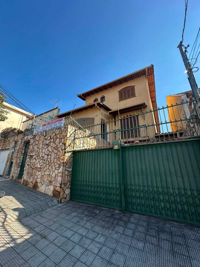 Casa, 6 quartos, 360 m² - Foto 1
