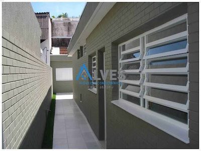 Sobrado, 3 quartos, 243 m² - Foto 1