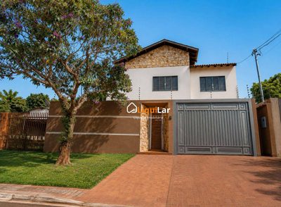 Casa, 3 quartos, 210 m² - Foto 1