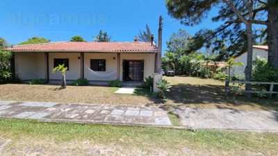 Casa, 3 quartos, 161 m² - Foto 1