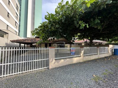 Casa, 3 quartos, 90 m² - Foto 2
