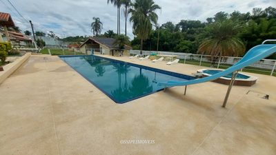 Chácara, 3 quartos, 2400 m² - Foto 1