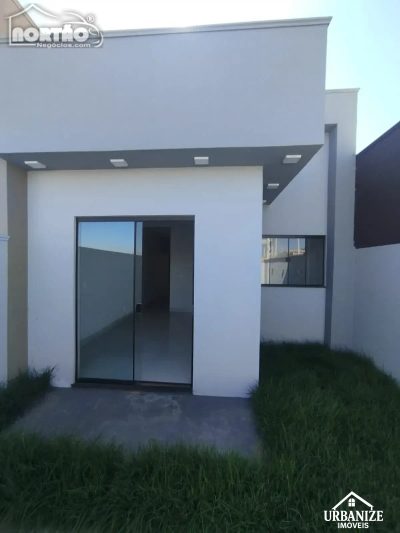 Casa, 3 quartos, 60 m² - Foto 1