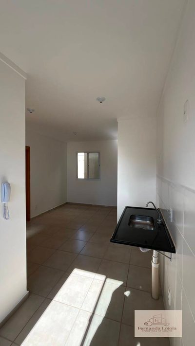 Apartamento, 2 quartos, 43 m² - Foto 2