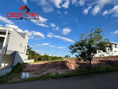 Terreno, 300 m² - Foto 1
