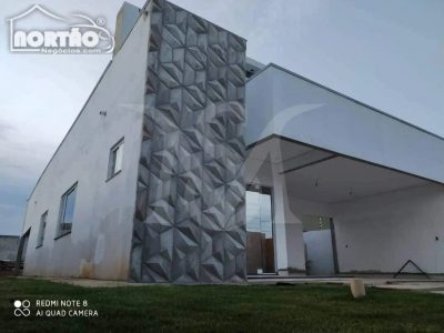 Casa, 3 quartos, 200 m² - Foto 1