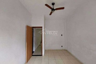 Apartamento, 1 quarto, 38 m² - Foto 5
