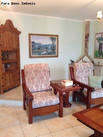 Casa, 3 quartos, 198 m² - Foto 2