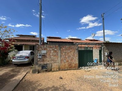Casa, 2 quartos, 195 m² - Foto 1