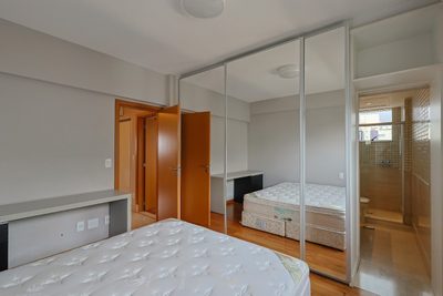 Apartamento, 4 quartos, 215 m² - Foto 2