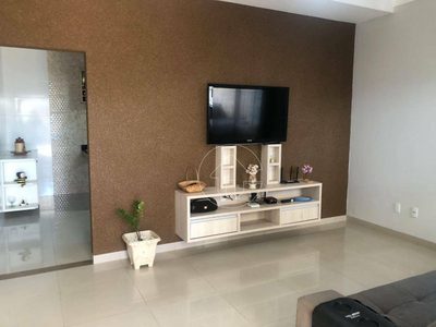 Casa, 3 quartos, 206 m² - Foto 2
