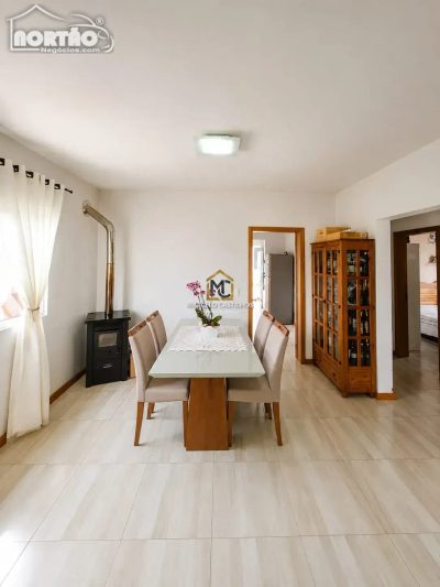 Casa, 4 quartos, 180 m² - Foto 3